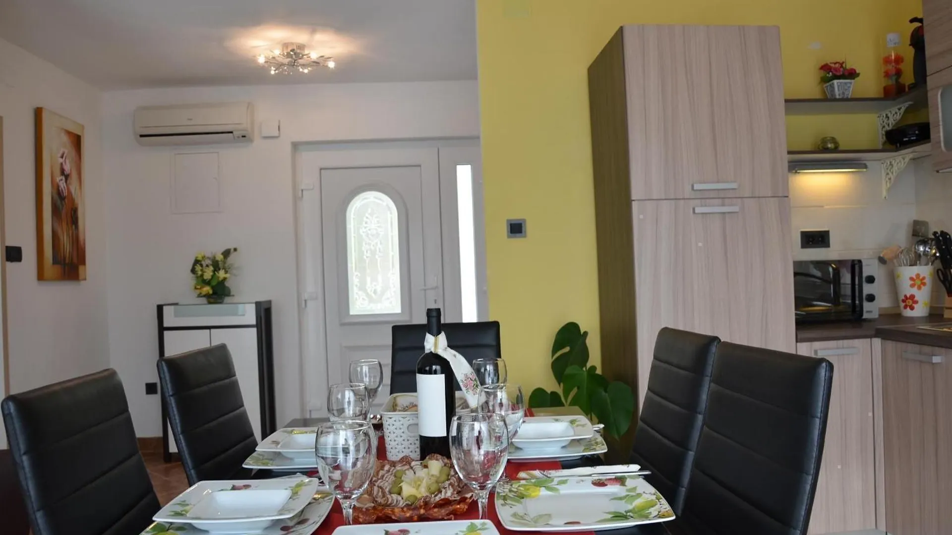 Grosses Ferienhaus Mit Eigenem Pool Und Terrasse Crikvenica Holiday home
